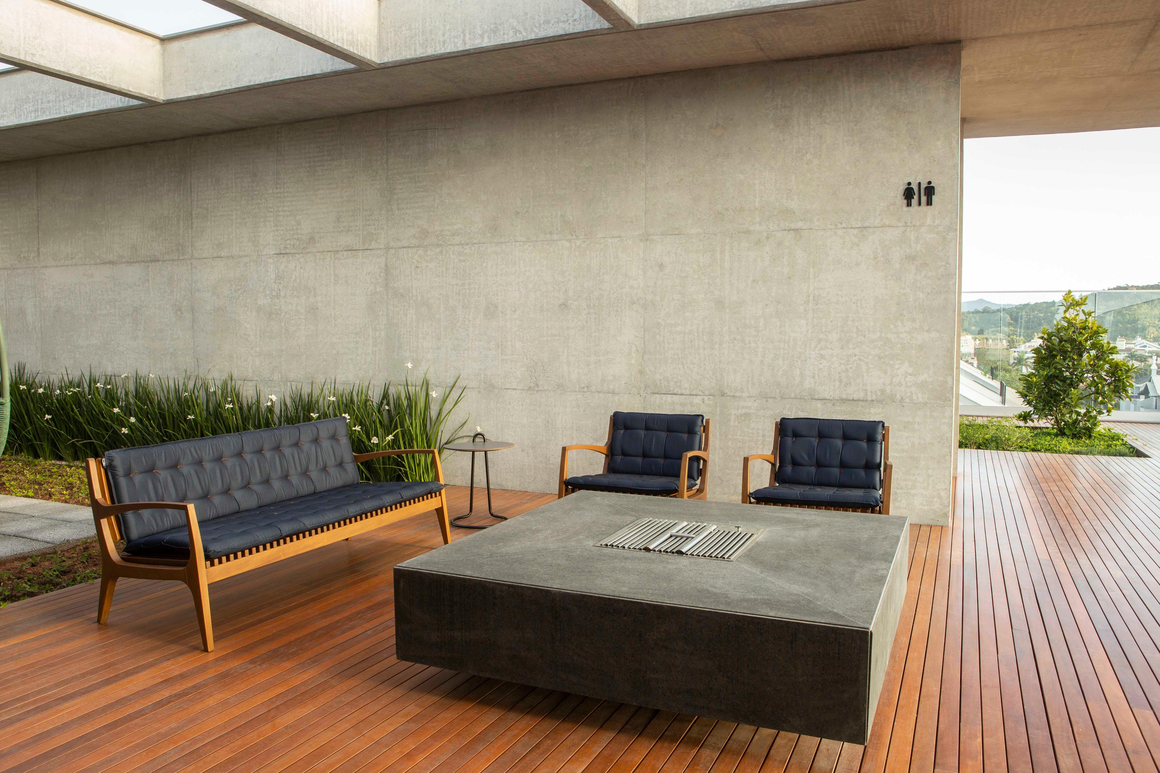 Slider image 6